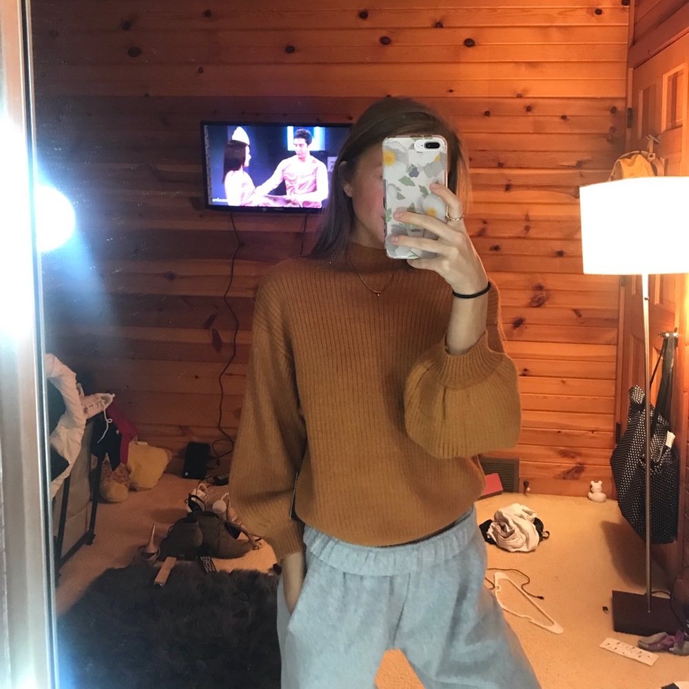 Never worn! Still has tags